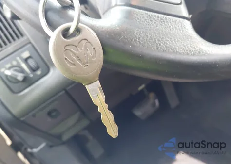 2004 Dodge Ram 1500 Slt/Laramie z USA, uszkodzony, nr VIN 1D7HA16D24J131517